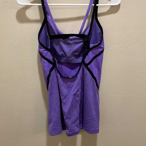 Purple lululemon tank - Picture 2 of 4
